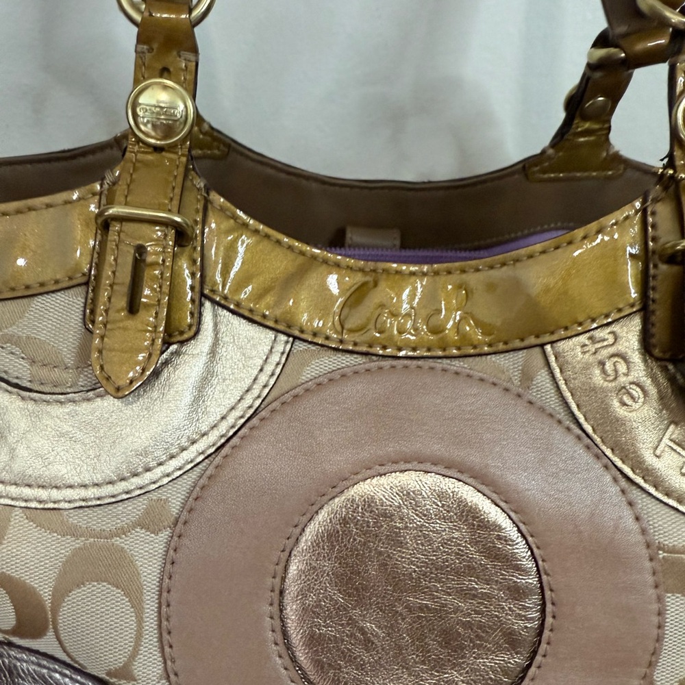 Coach “Carly” patchwork Metallic Gold and Silver Circle Tote bag - Picture 3 of 15
